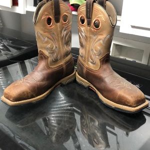 Women’s Ariat work boots, size 7